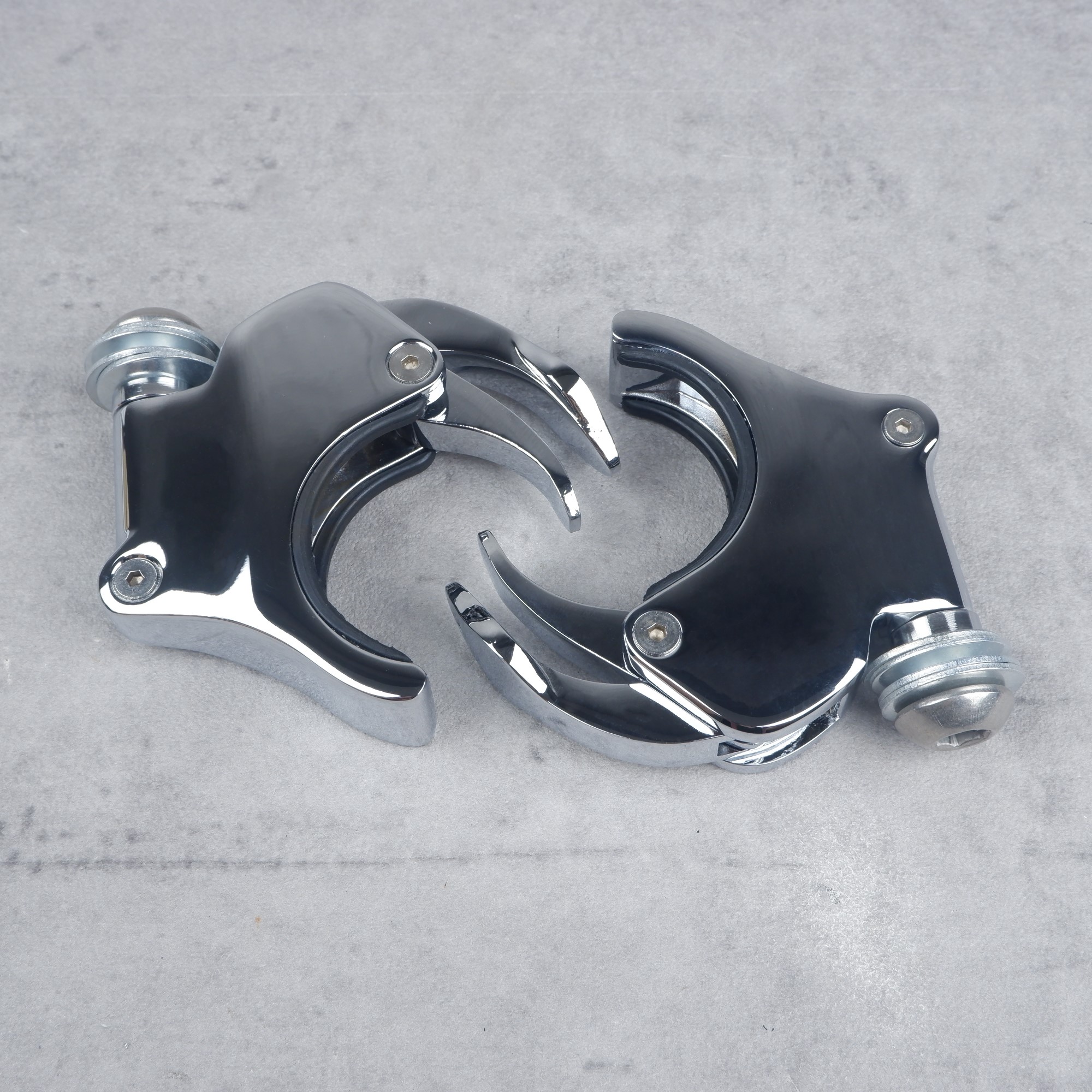 39mm Windshield Clamps (CH)