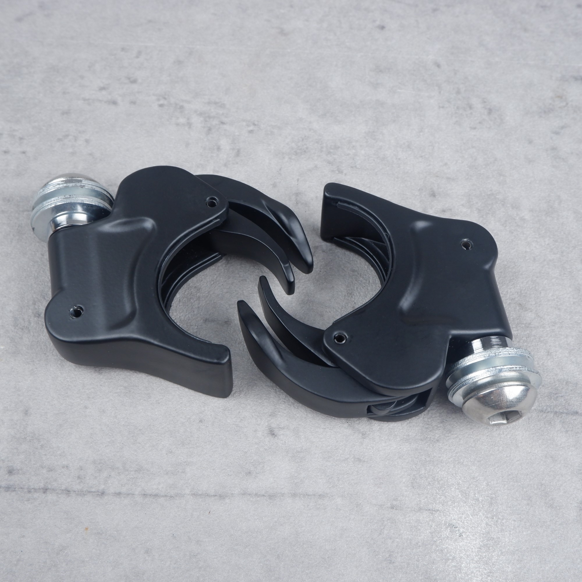 49mm Windshield Clamps (BK)